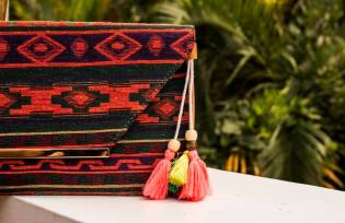 RED ETHNICAL ENVELOP CLUTCH WITH TASSELS